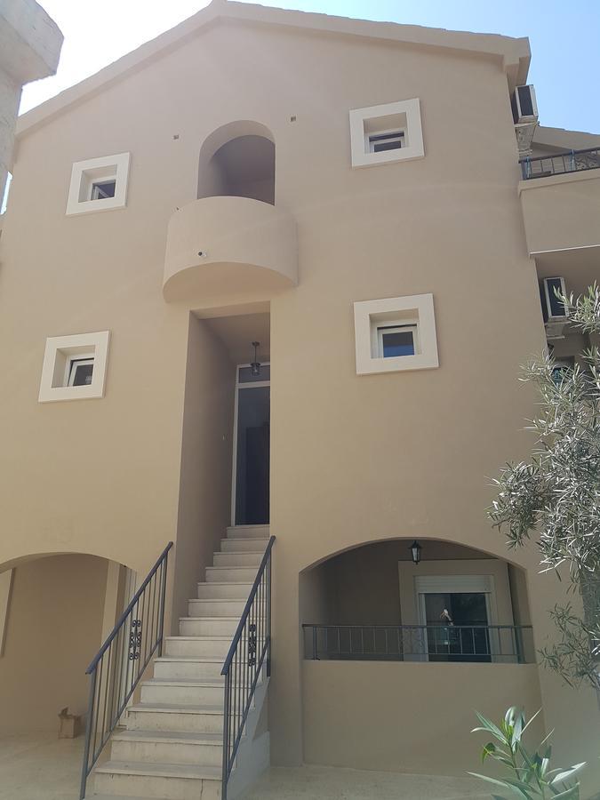 בודווה Apartments And Rooms Lijesevic מראה חיצוני תמונה